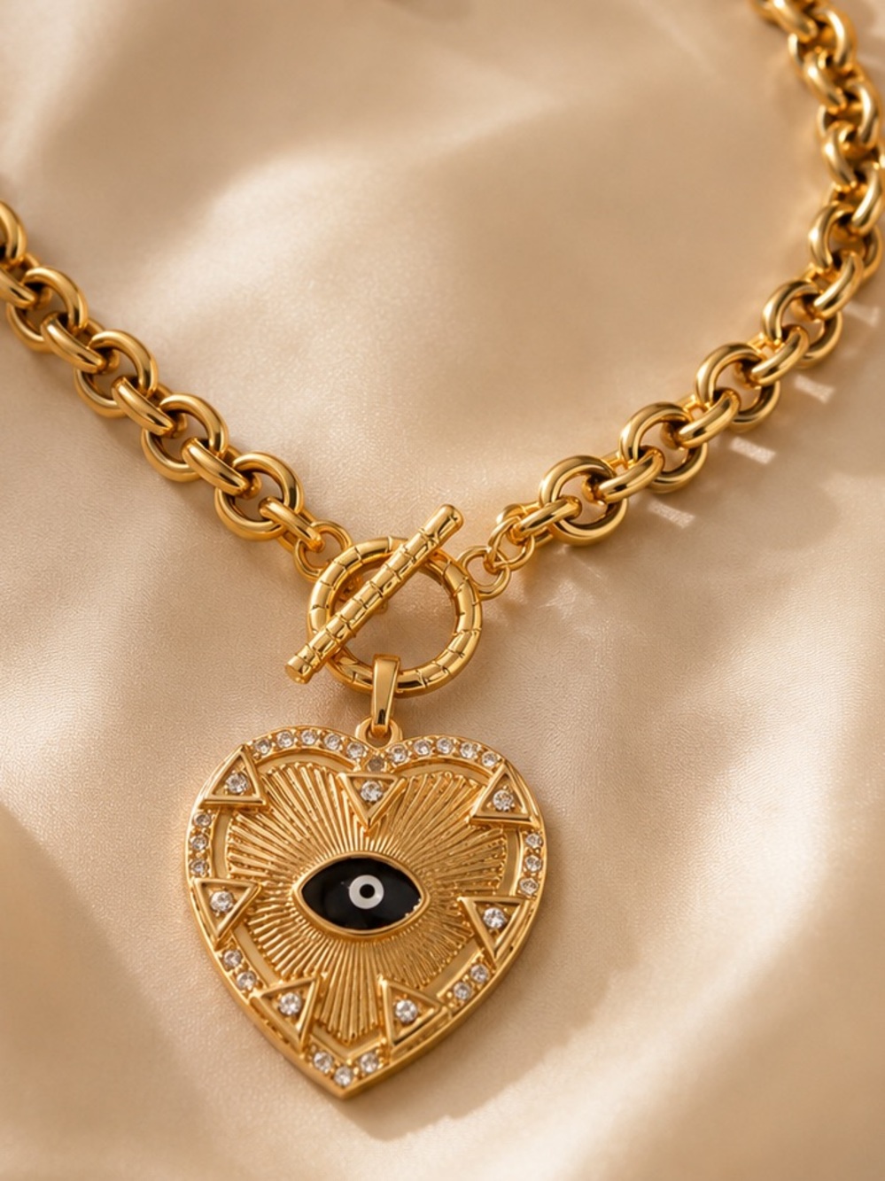 Chunky Heart Statement Necklace 18k Gold Plated